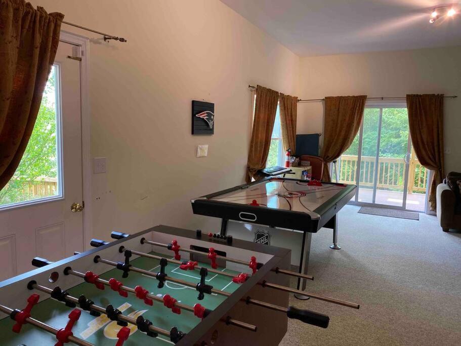 Fun & Fabulous Getaway Villa Gilford Esterno foto